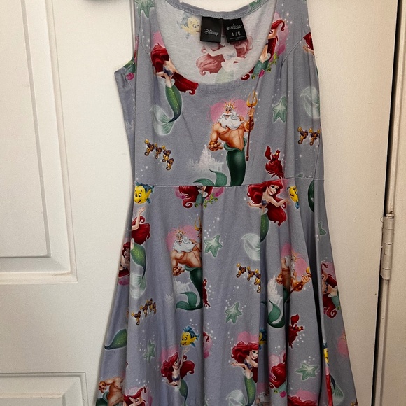 Disney's The Little Mermaid Animated Cakeworthy Dress Large Scoop Neck Short - Picture 1 of 4